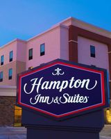 Hampton Inn & Suites Bismarck/Northwest
