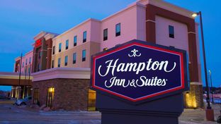 Hampton Inn & Suites Bismarck/Northwest