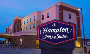 Hampton Inn & Suites Bismarck/Northwest