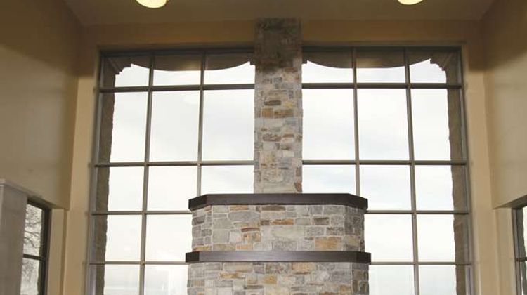 Doubletree By Hilton Bemidji Lobby