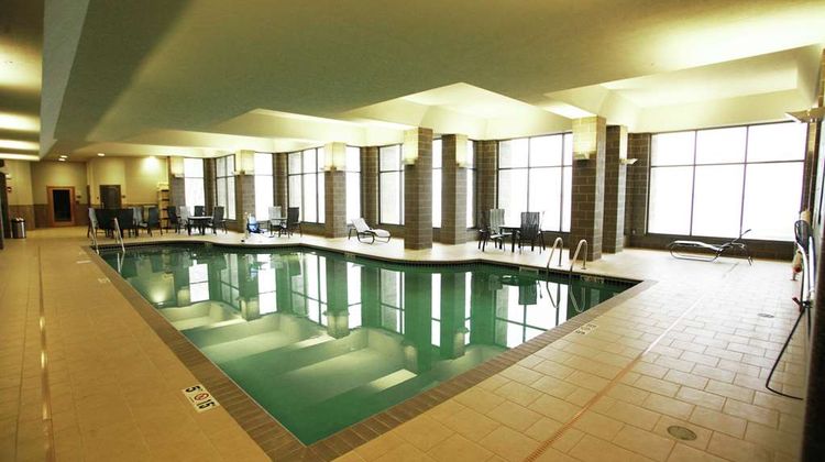 Doubletree By Hilton Bemidji Pool