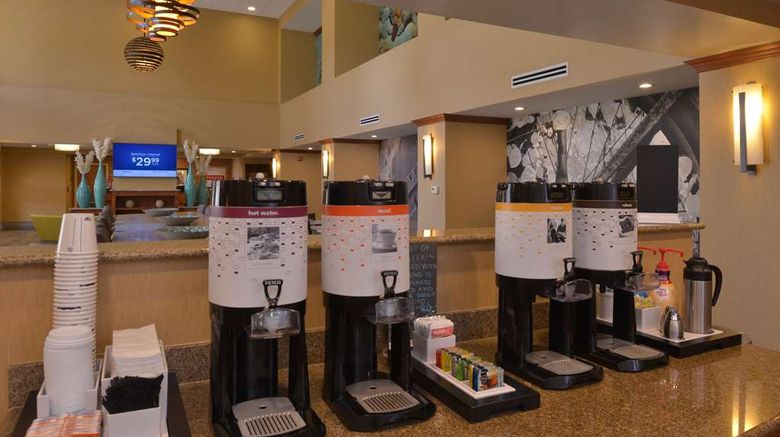 <b>Hampton Inn/Stes Bakersfield North-Arpt Restaurant</b>. Images powered by <a href="https://iceportal.shijigroup.com/" title="IcePortal" target="_blank">IcePortal</a>.