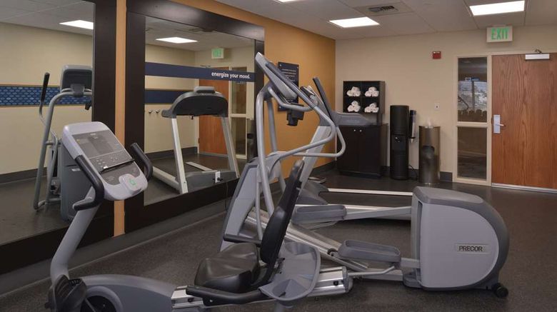 <b>Hampton Inn/Stes Bakersfield North-Arpt Health</b>. Images powered by <a href="https://iceportal.shijigroup.com/" title="IcePortal" target="_blank">IcePortal</a>.