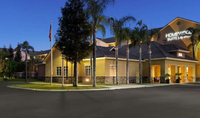 Homewood Suites by Hilton Bakersfield Exterior