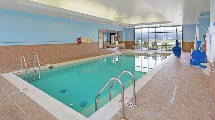 Hampton Inn & Suites Blairsville Pool