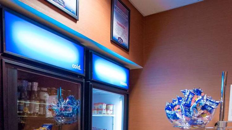 Hampton Inn & Suites Blairsville Restaurant