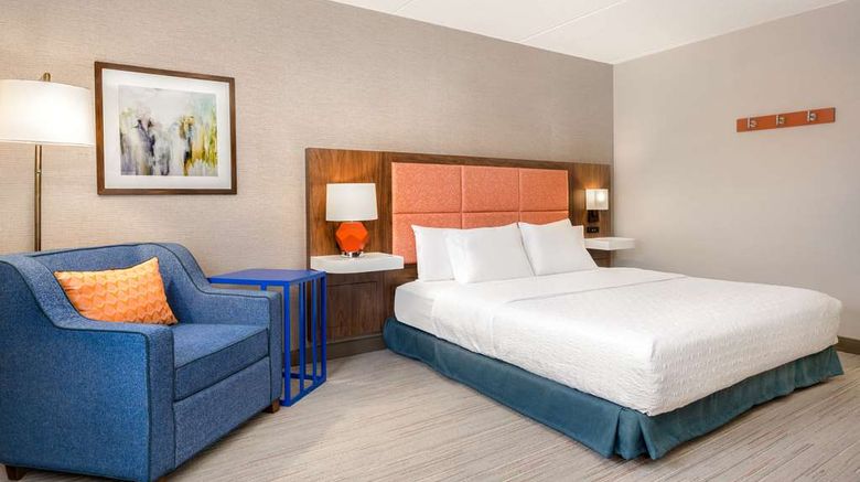 <b>Hampton Inn Bloomsburg Room</b>. Images powered by <a href="https://iceportal.shijigroup.com/" title="IcePortal" target="_blank">IcePortal</a>.