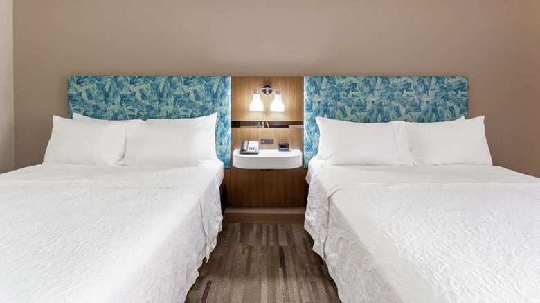 <b>Hampton Inn Biloxi/Ocean Springs Room</b>. Images powered by <a href="https://iceportal.shijigroup.com/" title="IcePortal" target="_blank">IcePortal</a>.