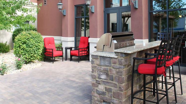 Homewood Suites by Hilton Bloomington Exterior