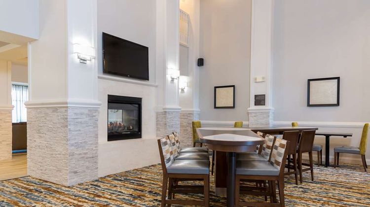 Homewood Suites by Hilton Bloomington Lobby