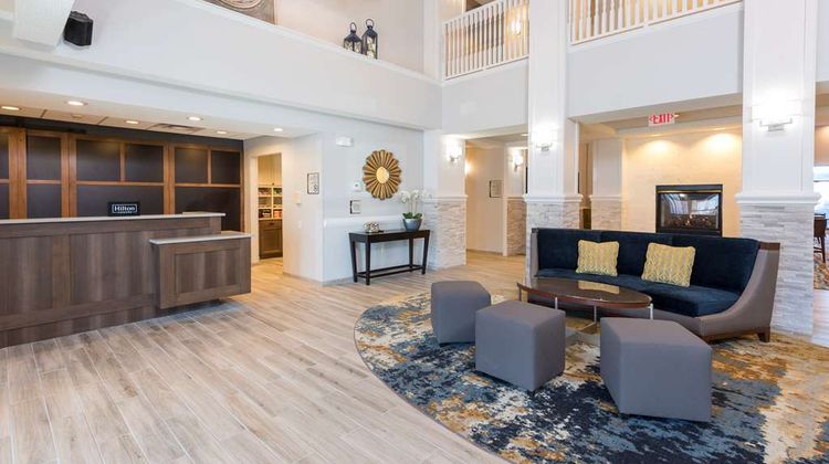 Homewood Suites by Hilton Bloomington Lobby