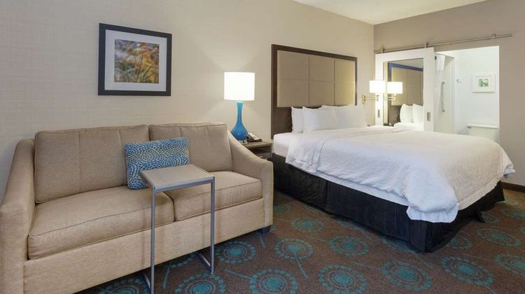 Hampton Inn Bloomington Room
