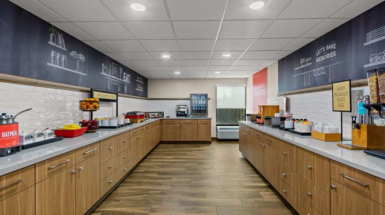 Hampton Inn Bloomington Restaurant