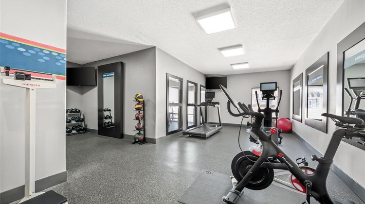Hampton Inn Bloomington West Health