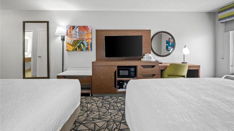 Hampton Inn Bloomington West Room