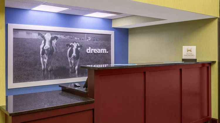 Hampton Inn I-20 Carrollton Lobby