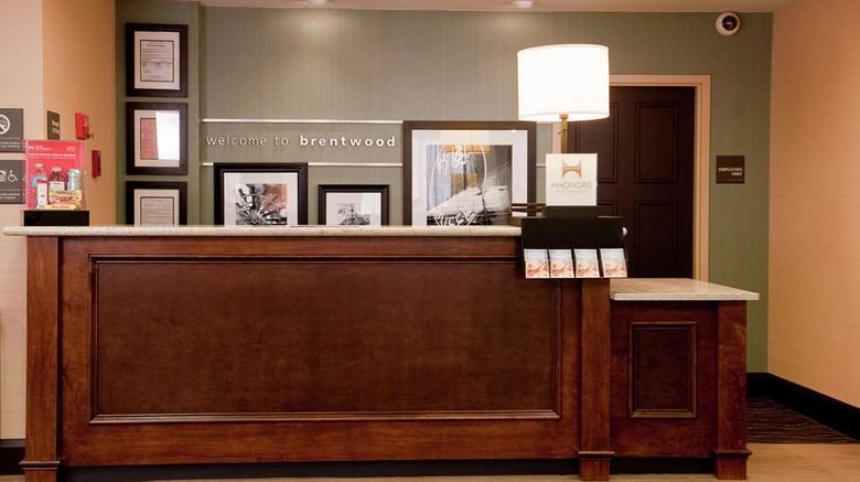 <b>Hampton Inn Nashville/Brentwood-I-65S Lobby</b>. Images powered by <a href="https://iceportal.shijigroup.com/" title="IcePortal" target="_blank">IcePortal</a>.