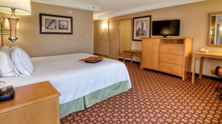 <b>Hampton Inn Nashville/Brentwood-I-65S Room</b>. Images powered by <a href="https://iceportal.shijigroup.com/" title="IcePortal" target="_blank">IcePortal</a>.