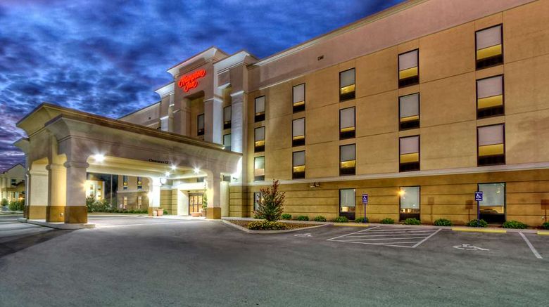 <b>Hampton Inn Cookeville Exterior</b>. Images powered by <a href="https://iceportal.shijigroup.com/" title="IcePortal" target="_blank">IcePortal</a>.