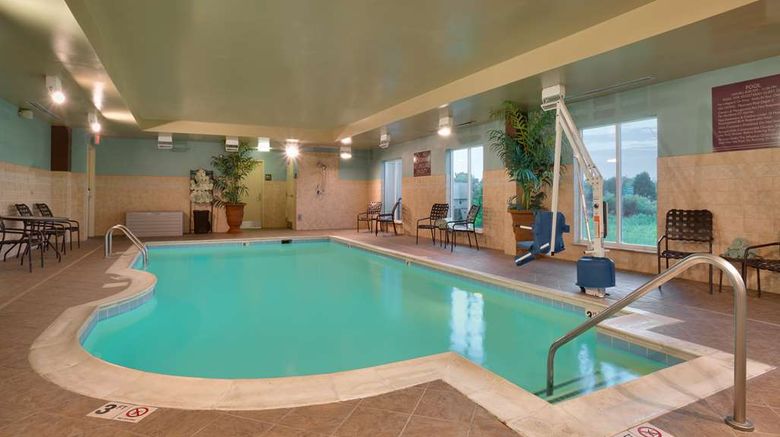 <b>Hilton Garden Inn Clarksville Pool</b>. Images powered by <a href="https://iceportal.shijigroup.com/" title="IcePortal" target="_blank">IcePortal</a>.
