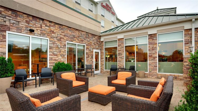 Hilton Garden Inn Clarksville Exterior