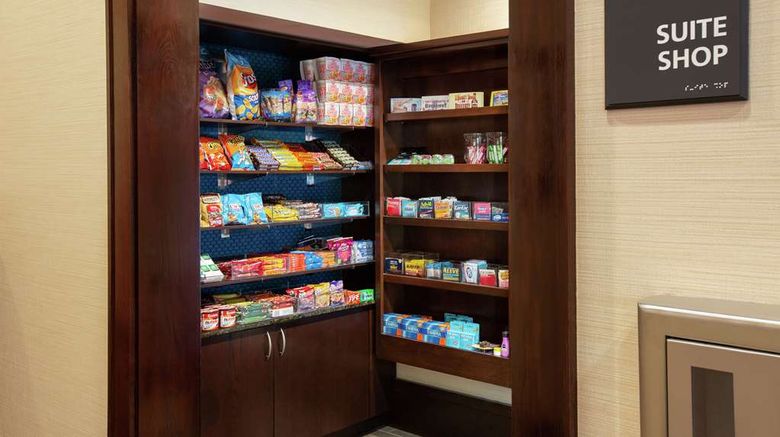 <b>Hampton Inn & Suites Nashville Downtown Restaurant</b>. Images powered by <a href="https://iceportal.shijigroup.com/" title="IcePortal" target="_blank">IcePortal</a>.