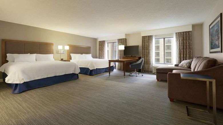 <b>Hampton Inn & Suites Nashville Downtown Room</b>. Images powered by <a href="https://iceportal.shijigroup.com/" title="IcePortal" target="_blank">IcePortal</a>.