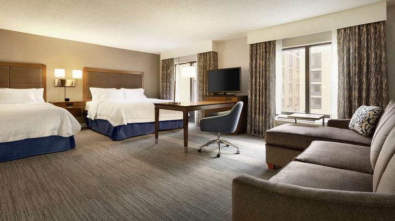 <b>Hampton Inn & Suites Nashville Downtown Room</b>. Images powered by <a href="https://iceportal.shijigroup.com/" title="IcePortal" target="_blank">IcePortal</a>.
