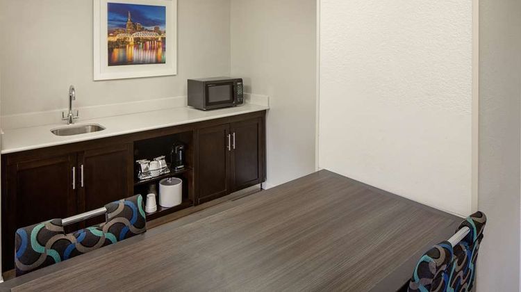 Hampton Inns & Suites Nashville Arpt Other