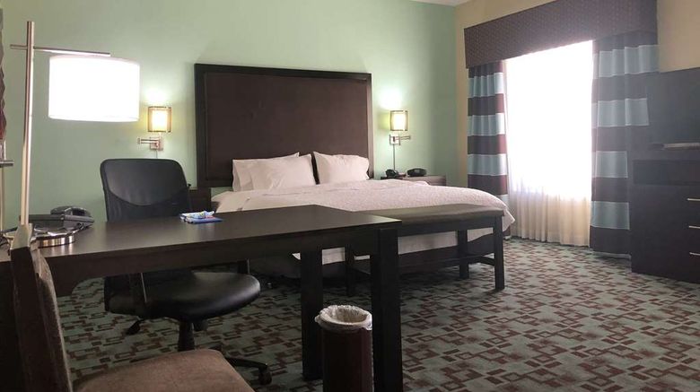 <b>Hampton Inn & Stes Nashville at Opryland Room</b>. Images powered by <a href="https://iceportal.shijigroup.com/" title="IcePortal" target="_blank">IcePortal</a>.
