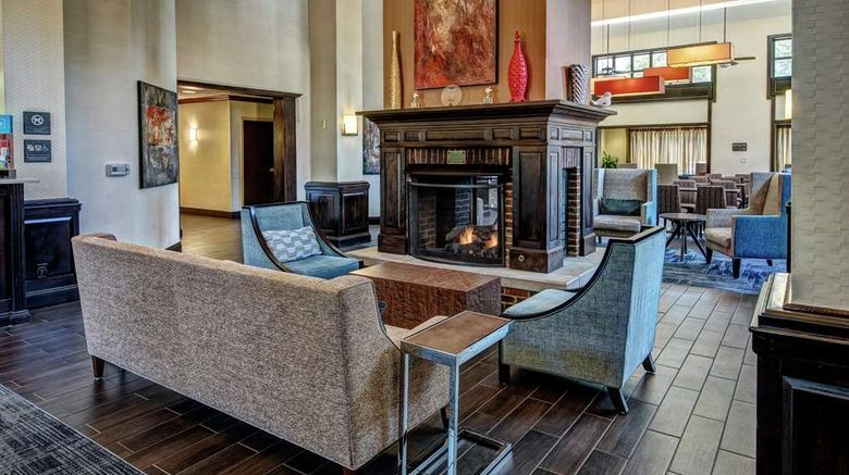<b>Hampton Inn & Suites Vanderbilt-Elliston Lobby</b>. Images powered by <a href="https://iceportal.shijigroup.com/" title="IcePortal" target="_blank">IcePortal</a>.