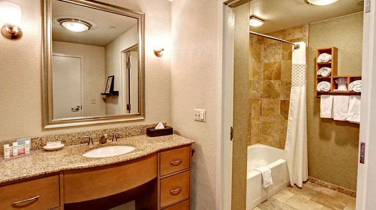 Hampton Inn & Suites Vanderbilt-Elliston Room