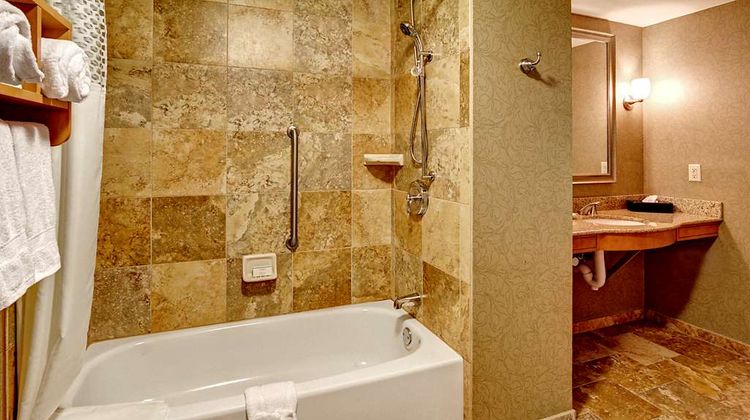 Hampton Inn & Suites Vanderbilt-Elliston Room