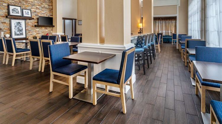 Hampton Inn & Suites Vanderbilt-Elliston Restaurant