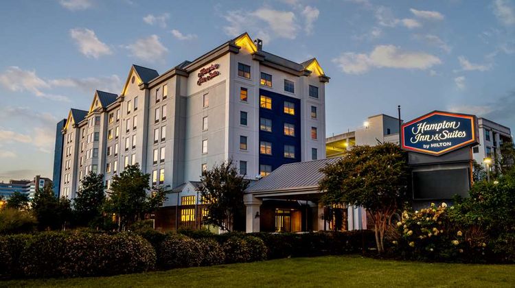 Hampton Inn & Suites Vanderbilt-Elliston Exterior