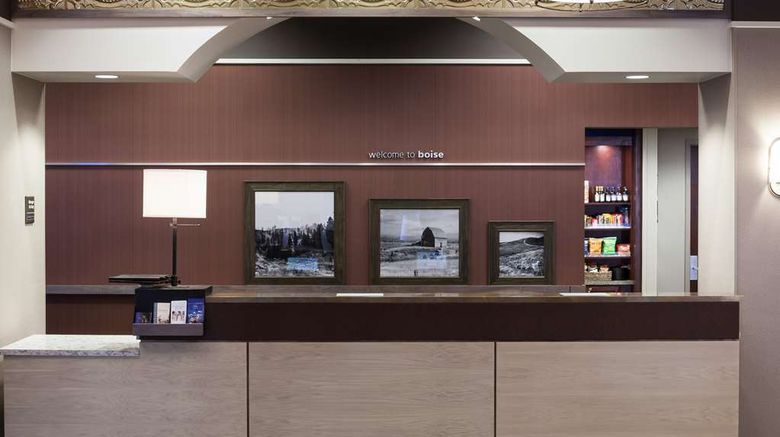 <b>Hampton Inn & Suites Boise Downtown Lobby</b>. Images powered by <a href="https://iceportal.shijigroup.com/" title="IcePortal" target="_blank">IcePortal</a>.