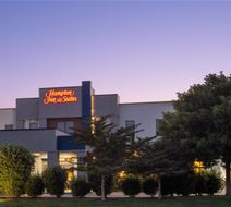 Hampton Inn & Suites Meridian Exterior