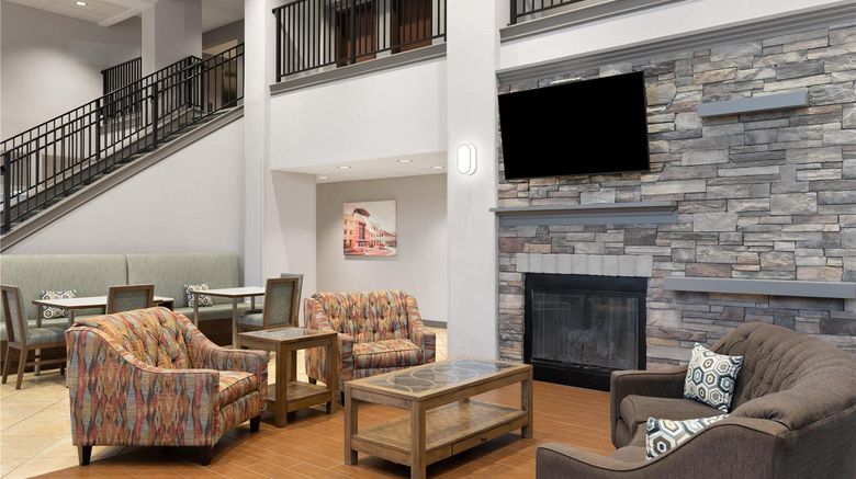 <b>Hampton Inn & Suites Meridian Lobby</b>. Images powered by <a href="https://iceportal.shijigroup.com/" title="IcePortal" target="_blank">IcePortal</a>.