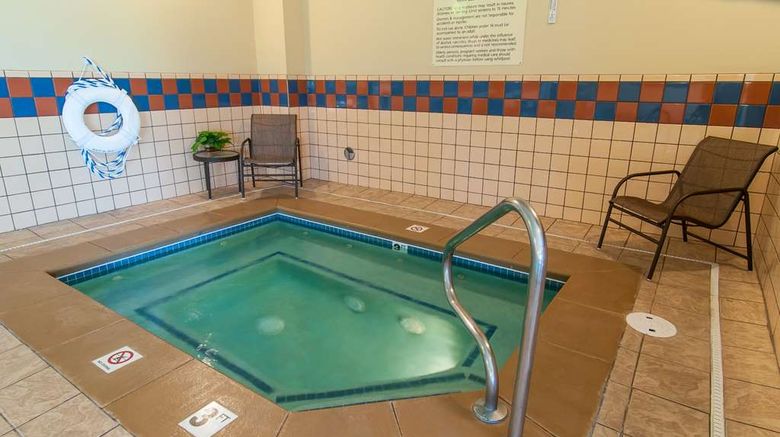 <b>Hampton Inn Boise Airport Pool</b>. Images powered by <a href="https://iceportal.shijigroup.com/" title="IcePortal" target="_blank">IcePortal</a>.