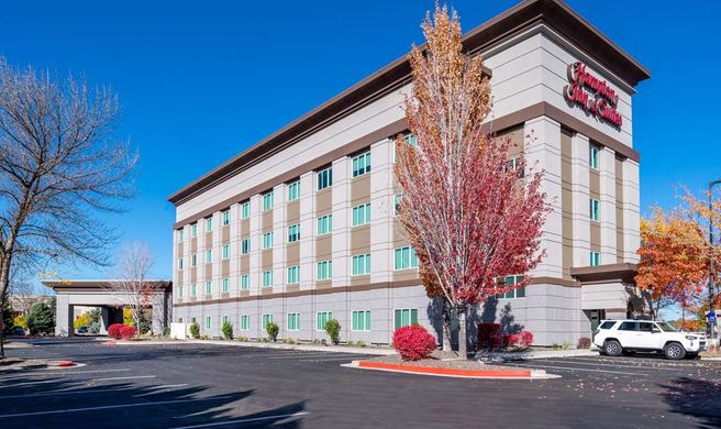 Hampton Inn & Suites Boise/Spectrum Exterior