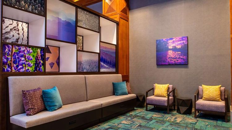 Hampton Inn & Suites Boise/Spectrum Lobby