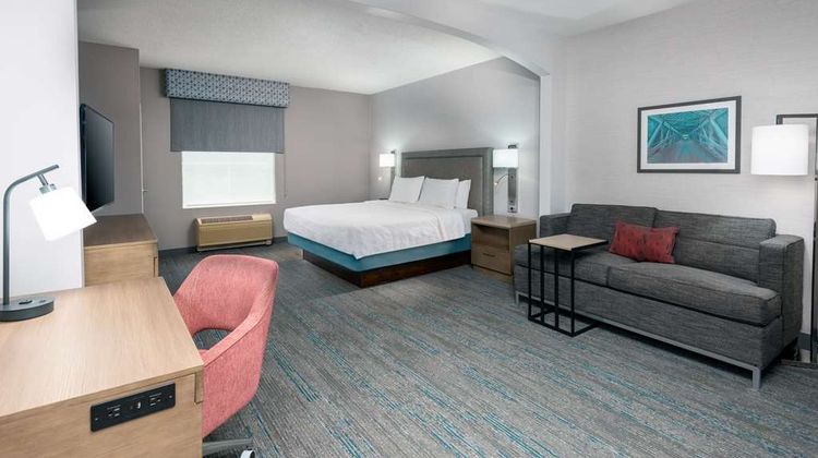 Hampton Inn Boston Bedford Burlington Room