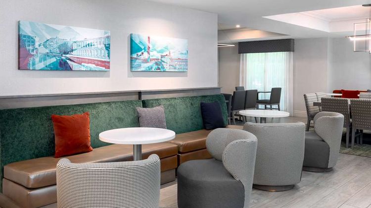 Hampton Inn Boston Bedford Burlington Lobby