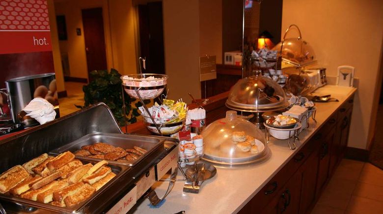 <b>Hampton Inn Braintree Restaurant</b>. Images powered by <a href="https://iceportal.shijigroup.com/" title="IcePortal" target="_blank">IcePortal</a>.