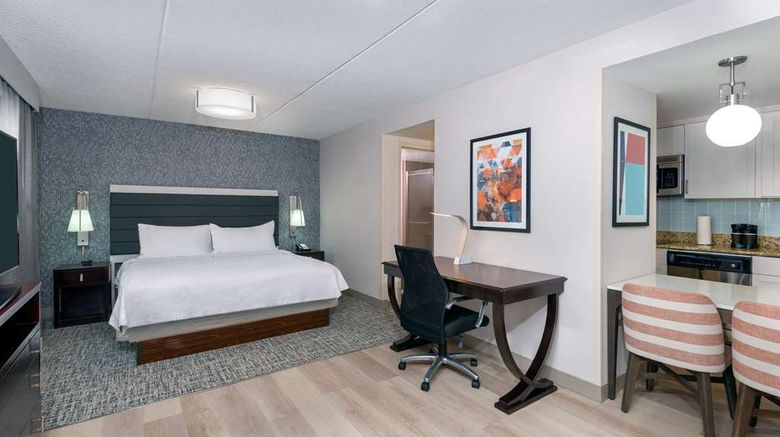 <b>Homewood Suites by Hilton Boston/Canton Room</b>. Images powered by <a href="https://iceportal.shijigroup.com/" title="IcePortal" target="_blank">IcePortal</a>.