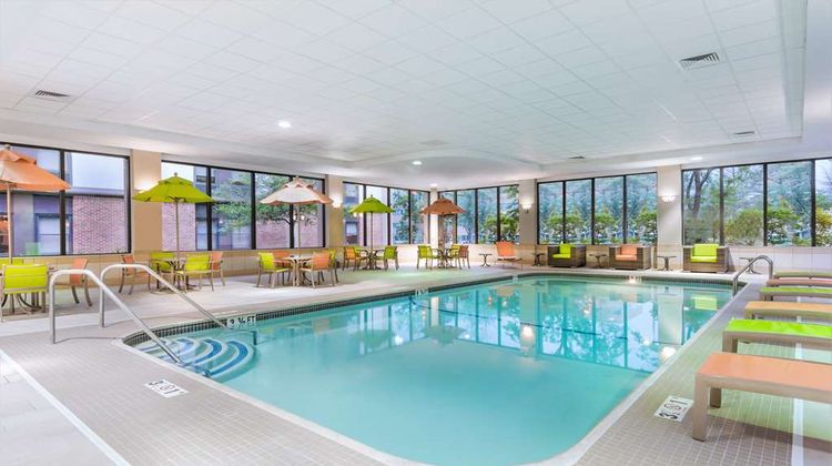 Hampton Inn Boston/Marlborough Pool