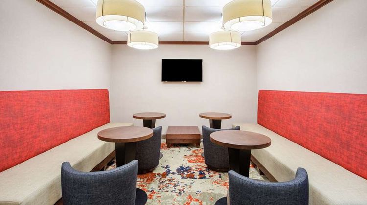 Hampton Inn Boston/Marlborough Lobby