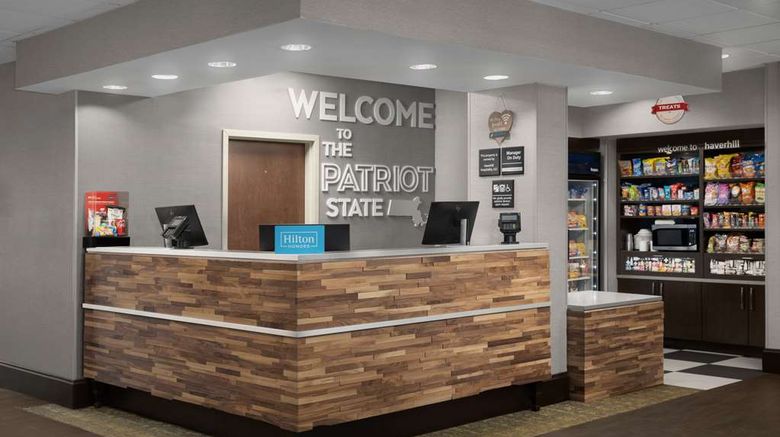 <b>Hampton Inn Haverhill Lobby</b>. Images powered by <a href="https://iceportal.shijigroup.com/" title="IcePortal" target="_blank">IcePortal</a>.
