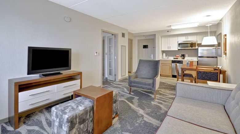 <b>Homewood Suites by Hilton Peabody Room</b>. Images powered by <a href="https://iceportal.shijigroup.com/" title="IcePortal" target="_blank">IcePortal</a>.
