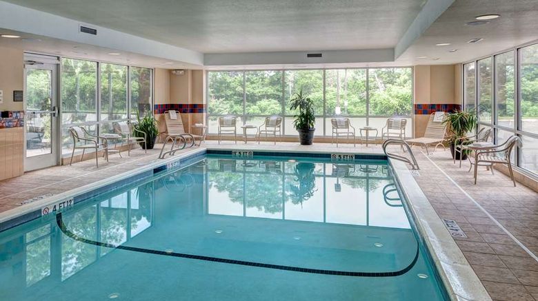 <b>Hampton Inn & Suites Westford-Chelmsford Pool</b>. Images powered by <a href="https://iceportal.shijigroup.com/" title="IcePortal" target="_blank">IcePortal</a>.